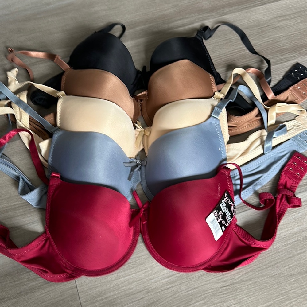 Bra Set (34B) Mamia